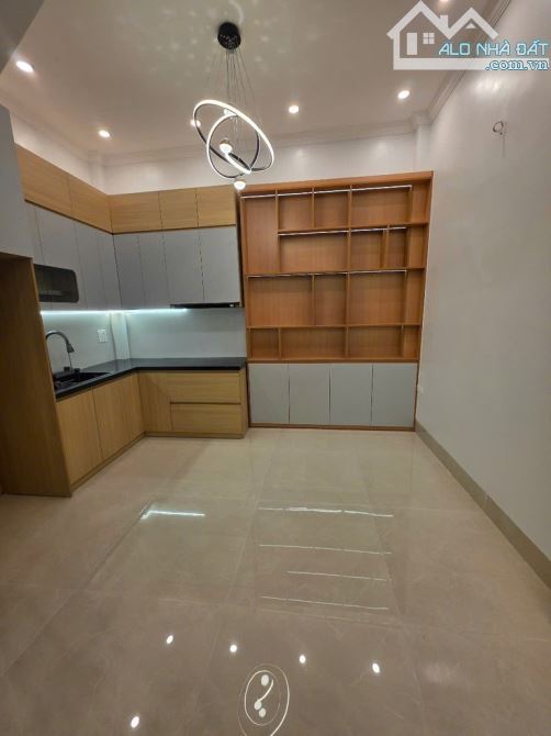 BÁN NHÀ TỰU LIỆT, LINH ĐÀM 40M X 5 TẦNG, Ô TÔ TRÁNH, KINH DOANH SẦM UẤT - 3