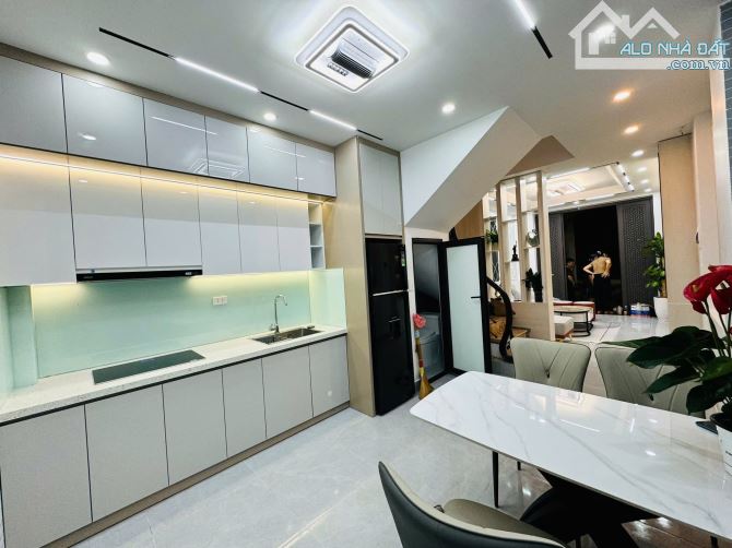 Bán nhà ở Kim Giang Hà Nội 60m2 5 tầng MT 5m, giá 10,2 tỷ - 3