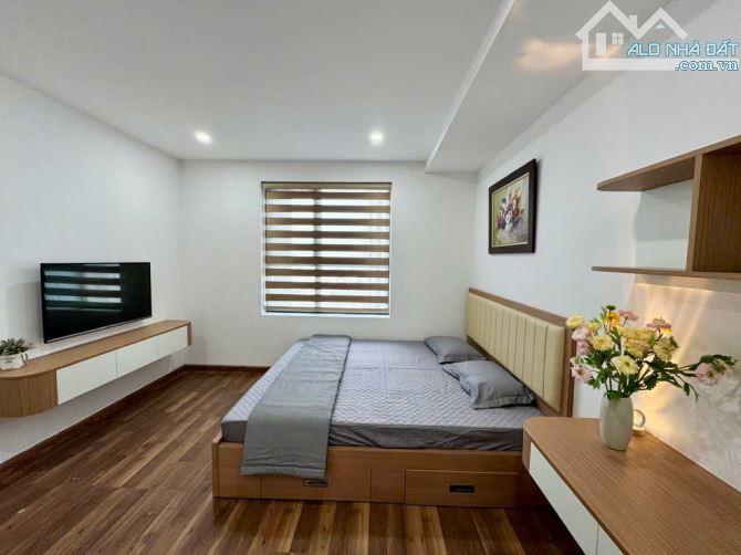 CĂN HỘ CHUNG CƯ CAO CẤP GOLDSMARK CITY - 3PN, 2 WC - SẴN NỘI THẤT - LÔ GÓC - GIÁ HƠN 7 TỶ - 3