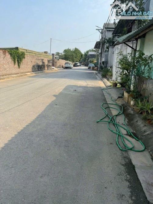 BÁN NHANH LÔ ĐẤT MAI LÂM ĐÔNG ANH 42M NHỈNH 4TỶ CẢ NHÀ NHANH TAY NHÉ Ạ - 3