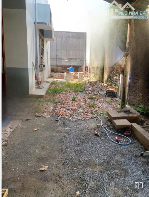BÁN GẤP LÔ ĐẤT TẶNG NHÀ CẤP 4 - CÁCH BIỂN CHỈ 100M,ĐƯỜNG OTO DI CHUYỂN THOẢi MÁI - 3