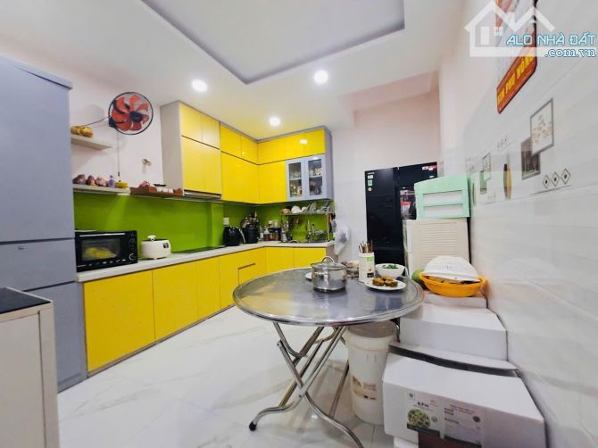 Bán nhà hẻm xe hơi Bùi Thế Mỹ Tân Bình 52m2 đúc 4 tầng BTCT 7PN nhỉnh 9 tỷ TL - 3