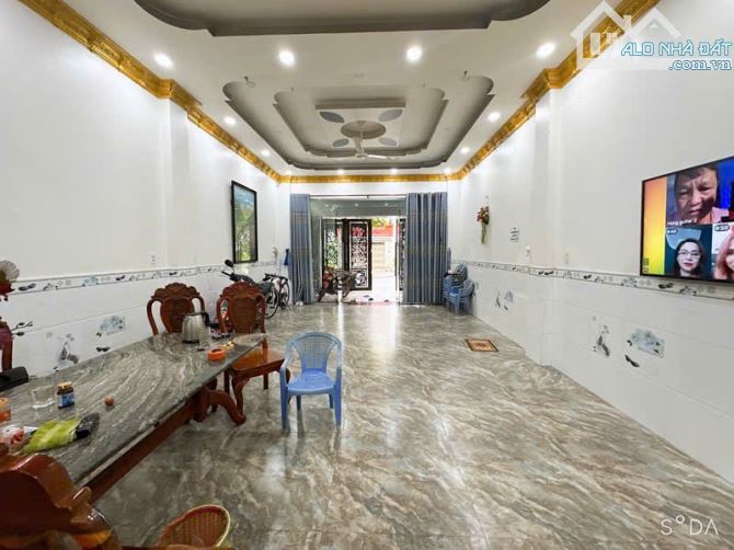 MẶT TIỀN GẦN NAM KHANG - 111m2 - 3 TẦNG - 9.5 TỈ - 3