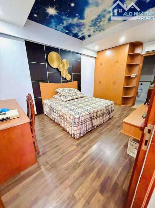 Siêu Biệt Thự đường Ông Ích Khiêm Q11  (7 * 26m) DTCN : 182m2   4 lầu   24,5 tỷ - 3