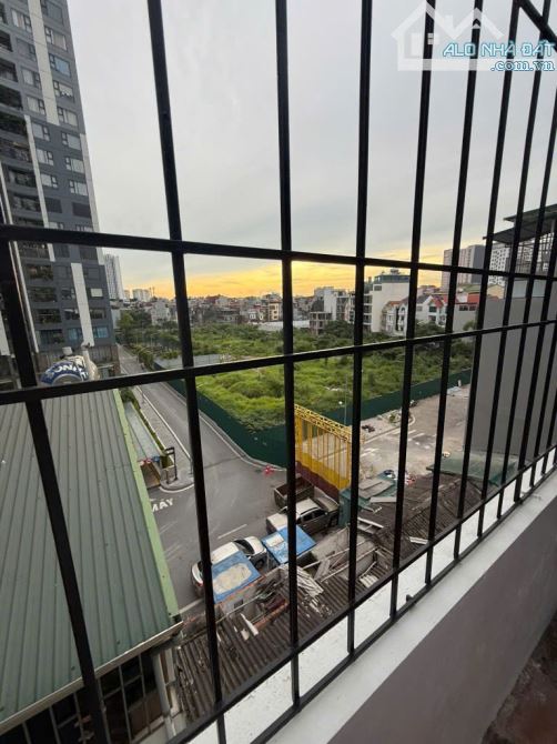 Bán nhà phố Minh Khai, đối diện Timecity - LÔ GÓC 3 MẶT THOÁNG - 37m2 x 5 Tầng, ở ngay - 3