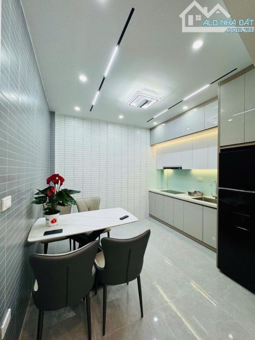 BÁN NHÀ NGÕ 29 KHƯƠNG HẠ 34m2 5 TẦNG MT 3.5m CHỈ 7.75 TỶ- NGÕ THÔNG - 3 GÁC TRÁNH - 3