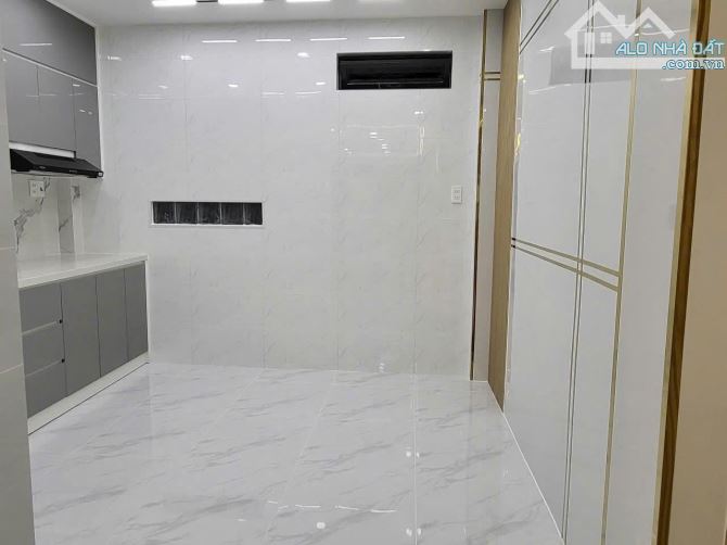 Bán nhà cạnh mặt tiền hẻm xe hơi Hoàng Hoa Thám nhà 4 tầng 4x12 cn 48m2 nhỉnh 8 tỷ - 3