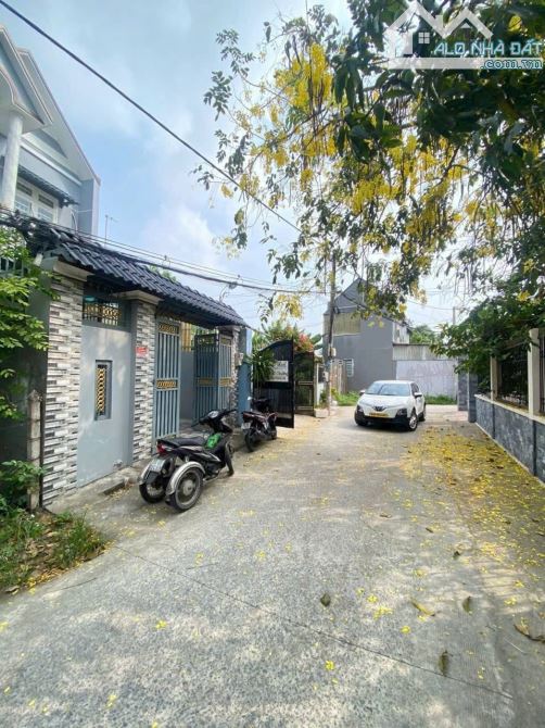 Gấp Gấp Chủ ngộp Bán nhanh 825tr Căn nhà ở Nguyễn Thị Ngâu Thới Tam Thôn Hoc Môn 90m2 - 3