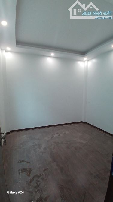 Bán nhà Liên Mạc, Bắc Từ Liêm, 42m2, 5 tầng, mặt tiền 5.7m, giá 8 tỷ - 3