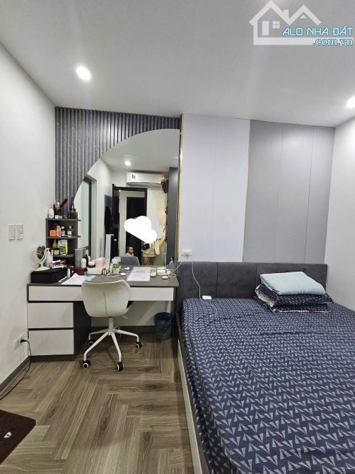 Căn hộ chung cư sổ đỏ, toà Rice City Linh Đàm, Hoàng Mai 70 mét 2 ngủ 2 wc, giá nhỉnh 4 tỷ - 3