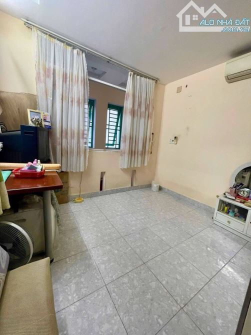 Lô góc, 4 tầng, gần cv Hoàng Văn Thụ, Phạm Văn Hai, diện tích: 38m2. - 3