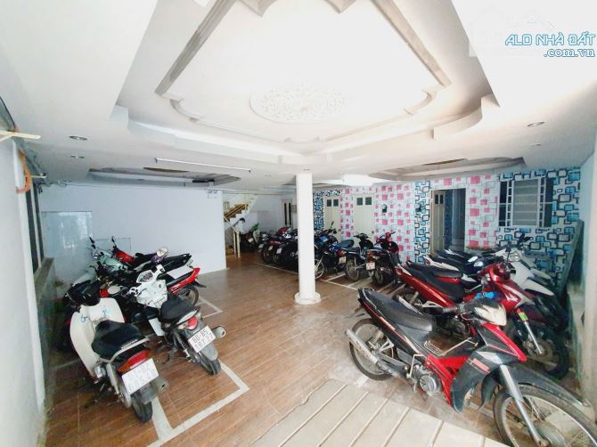 Giảm 2,5 tỷ = 13,5 tỷ. CHDV 15 x 16 = 232m2. Đường số 8 - Hoàng Diệu 2, Thủ Đức - 3