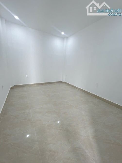 🔥HÀNG HIẾM🔥KHU VIP PHAN XÍCH LONG🔥- HẺM XE HƠI - 4 TẦNG 50M2 - CHỈ NHỈNH 5 TỶ - 3