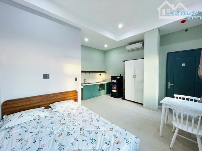 CHDV 7 TẦNG DÒNG TIỀN CAO CẤP 200Tr/THÁNG - 265m2 (11x24m) NGAY ĐH VĂN LANG - 3