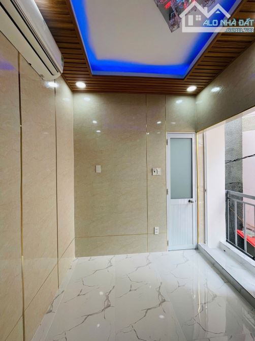 CHỈ 1,85 TỶ NHÀ QUẬN 1 SỔ HỒNG RIÊNG GÓC TRẦN HƯNG ĐẠO & NGUYỄN VĂN CỪ - 3