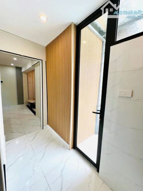 2 CĂN TẬP THỂ NAM ĐỒNG – Ô TÔ THOÁNG – 60M – TẦNG 5 – GIÁ 3,15 TỶ VÀ TẦNG 2 - 4,5 TỶ - 4