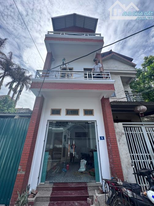 Bán đất sẵn nhà tại nguyên khê đông anh dt 35m giá 5.5 tỷ - 5