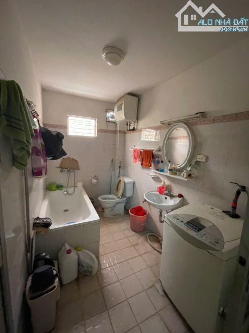 BÁN NHÀ PHỐ LỤA_LÔ GÓC 3 MẶT THOÁNG_MẶT TIỀN RỘNG_Ô TÔ TRÁNH_KINH DOANH_70/61M²x3T_13 TỶ 3 - 4
