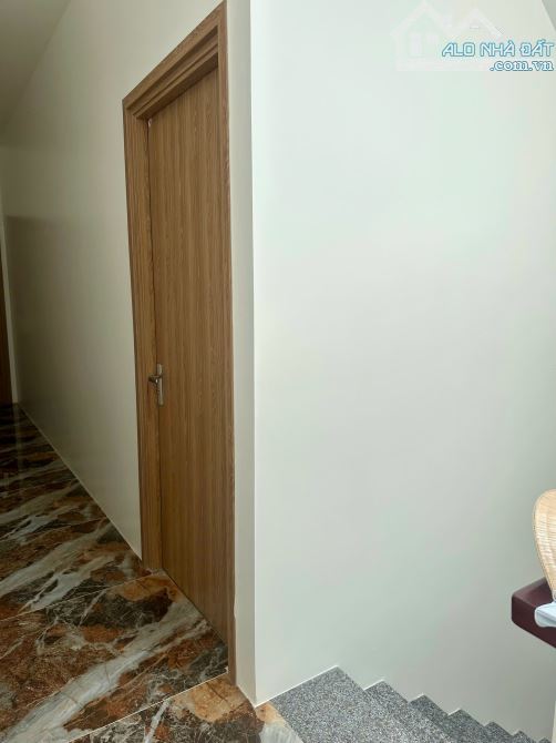 Bán nhà hẻm 50 đường Trần Hoàng Na, DT: 5m x 20m= 99m2, 1 lầu, giá: 5 tỷ - 4