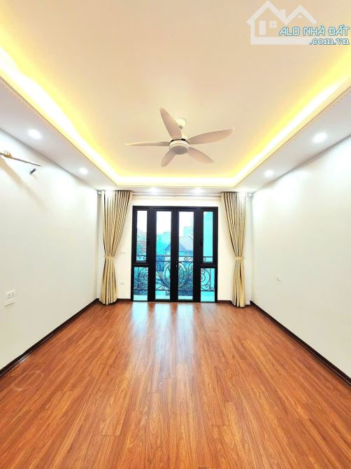 Bán nhà Đặng Tiến Đông, 6 tầng thang máy, lô góc, siêu kinh doanh, 67m2, 22 tỷ - 3