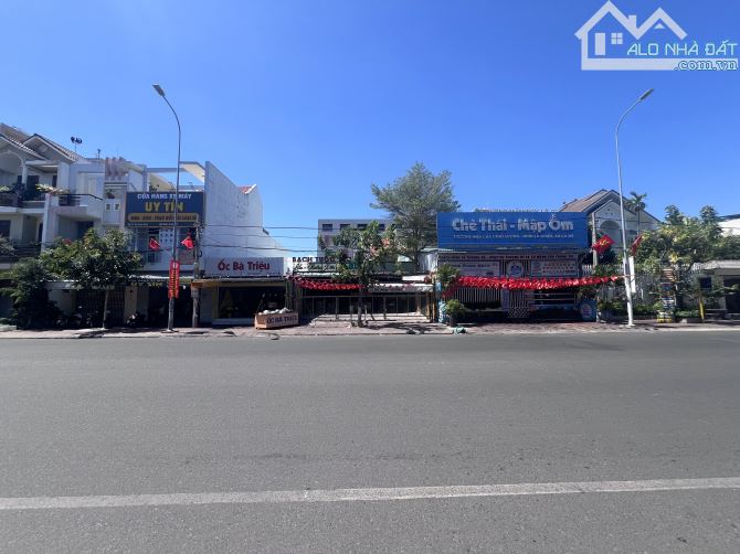 Bán nhanh cặp Võ Văn Kiệt đối diện công viên giá siêu đầu tư - 4