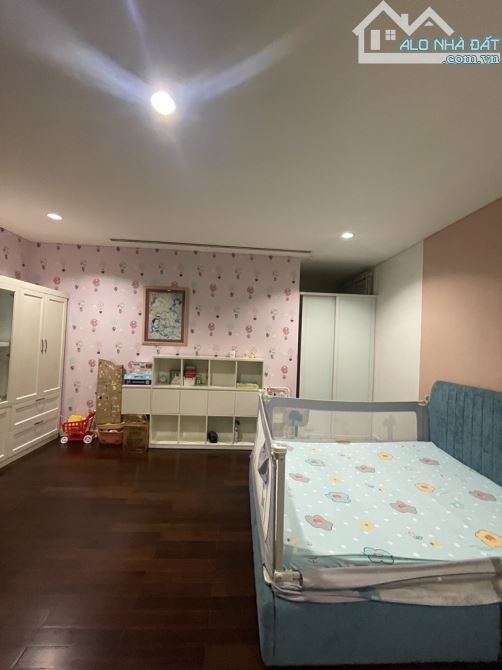 CĂN BIỆT PHỦ SIÊU ĐẸP - VỊ TRÍ ĐẮT ĐỊA NHẤT CỦA PHƯỜNG 4 - TÂN BÌNH - SANG - XỊN - MỊN - 4