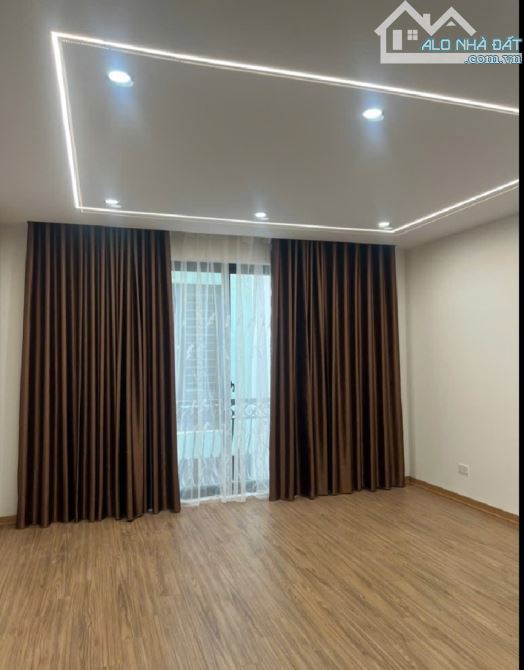 8.8 Tỷ/39 M2 /6 Tầng Thang Máy/4.4 M tiền/ Vũ Đình Tụng. - 4