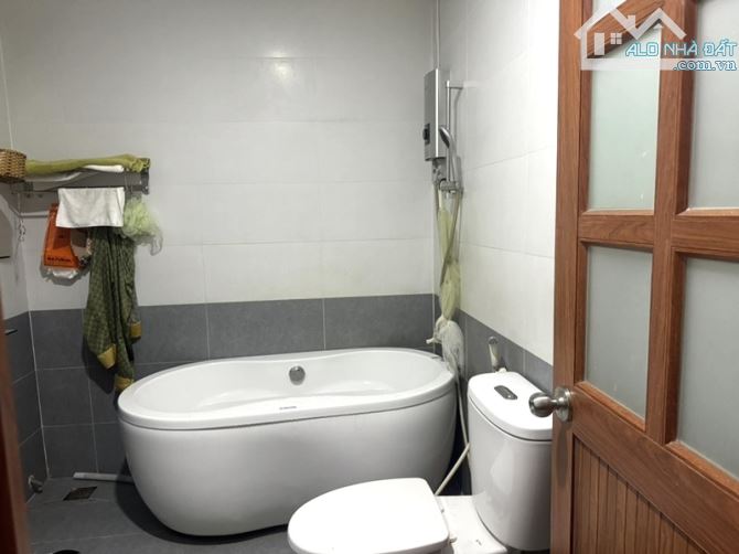 Toà nhà 4 Tầng Mặt tiền đường SONG HÀNH, Tân Hưng Thuận, Q12 - Dt 106m2 (4x27). - 4