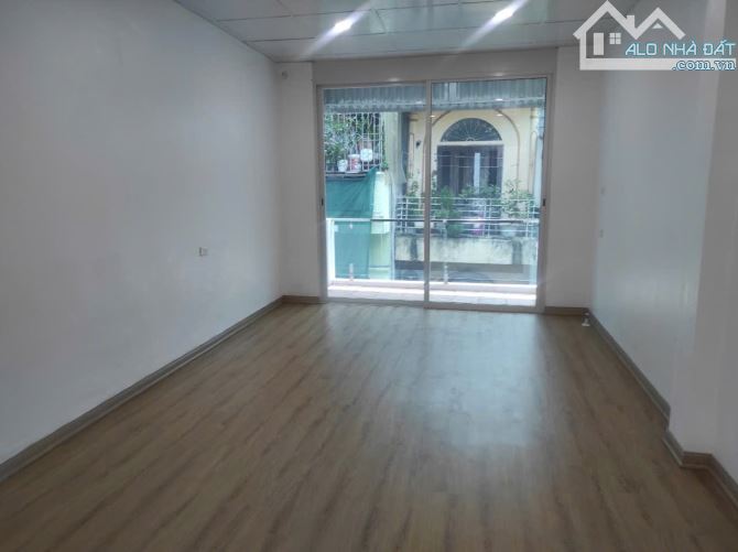 BÁN NHÀ ĐẸP NGUYỄN SƠN – PHÂN LÔ HÀNG KHÔNG – GARA Ô TÔ - 83M2 CHỈ 18 TỶ - 4
