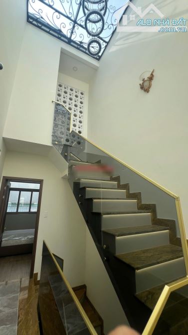 BÁN NHÀ 58m2- MT Phường Tân Định, Quận 1 - Gần Huyền Quang -4mx14.4m -1T 2L 3PN- 18.5 Tỷ. - 4