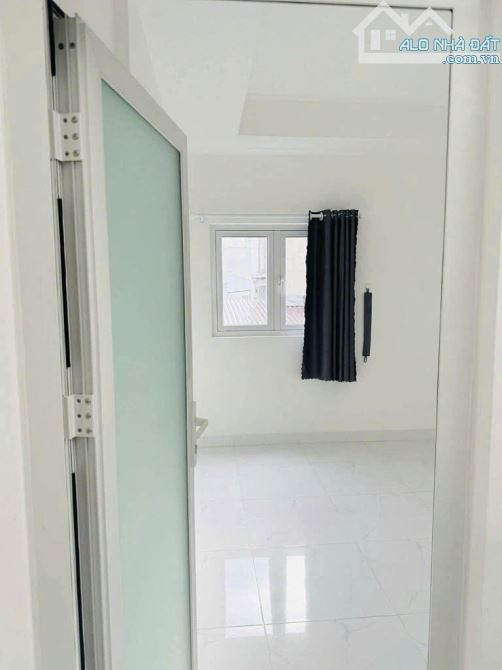 NHÀ SÁT QUẬN 1- NHÀ 4 TẦNG 38M2- NGANG 4.3M- VỪA Ở VỪA KINH DOANH. - 4