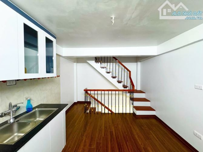 Bán nhà Lê Văn Hiến, Bắc Từ Liêm 16m², 6 tầng, giá 4.65 tỷ - 4