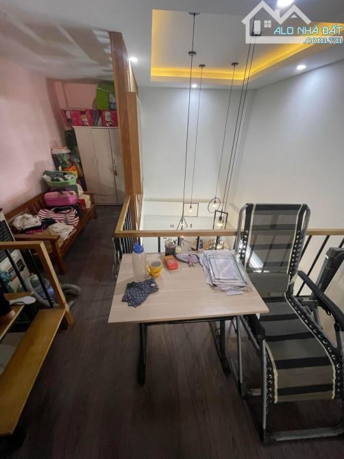 Bán nhà 3 tầng khu đường số 79 Tân Quy quận 7 - Giá 5.8 tỷ - 4