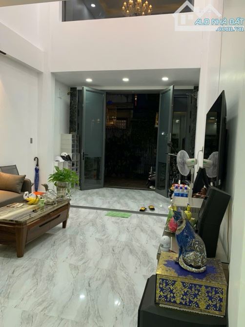 🏘🔥TRỊNH ĐÌNH TRỌNG XE HƠI 6M TRẢI NHỰA - 1 CĂN RA MẶT TIỀN KHÔNG LG - 44M2 - CHỈ 8.8 TỶ. - 4