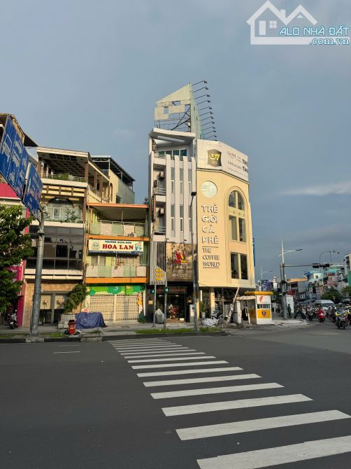Mặt tiền 5 lầu đường Trần Hưng Đạo- Nguyễn Văn Cừ ( 4x 20m ) Quận 1.Giá bán: 42 Tỷ. - 4