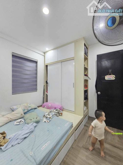 Căn hộ chung cư sổ đỏ, toà Rice City Linh Đàm, Hoàng Mai 70 mét 2 ngủ 2 wc, giá nhỉnh 4 tỷ - 4