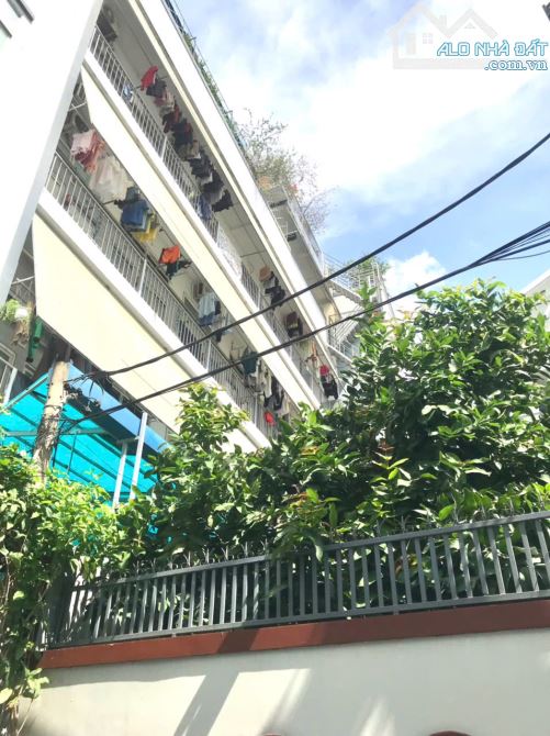 CHDV 4 lầu HXH Nguyễn Thị Định Q.2 ngang 7.5m 310m2 53PN T.máy có hầm TN 200tr chỉ 39 tỷ. - 4