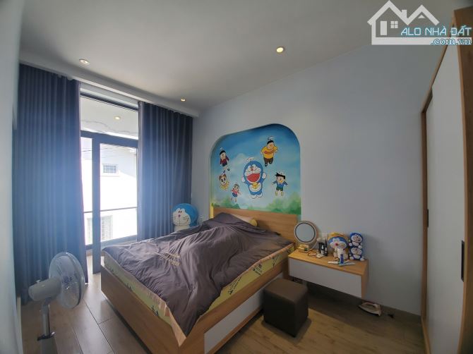 Nhà phố Hẻm ô tô lớn Nguyễn Trung Trực, Phường 4 - 5