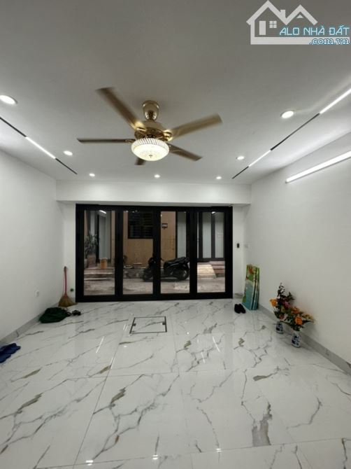 BÁN NHÀ TRẦN DUY HƯNG – LÔ GÓC, MT5 M– THANG MÁY – KINH DOANH ĐỈNH – Ô TÔ TRÁNH - 5