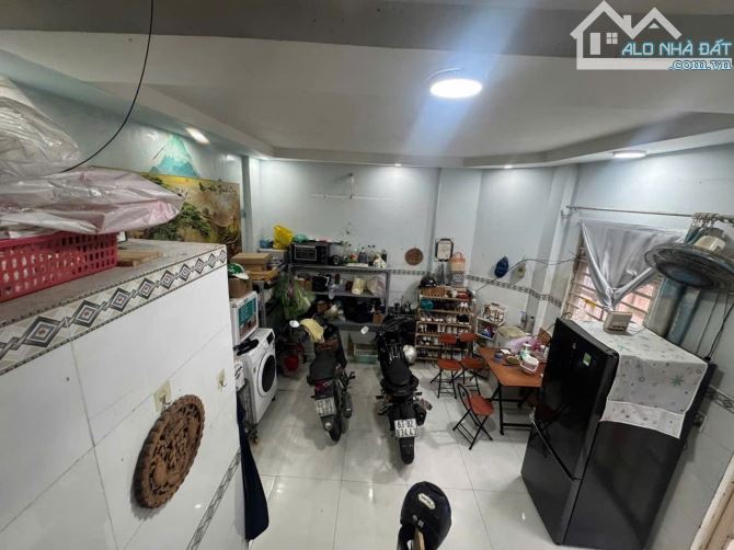 🔥 Nhà 3 tầng đường HIỆP THÀNH 06, phường HIỆP THÀNH, Q12, dt 23m2 (4,22mx5,66m)💵 2,9Tỷ - 5