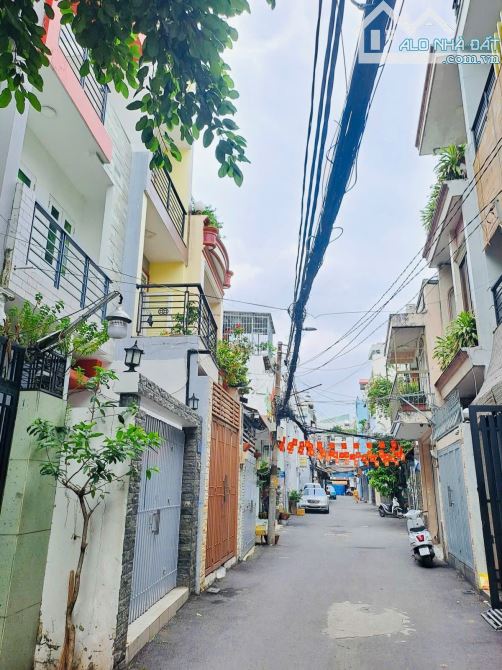 Bán nhà hẻm xe hơi Bùi Thế Mỹ Tân Bình 52m2 đúc 4 tầng BTCT 7PN nhỉnh 9 tỷ TL - 5