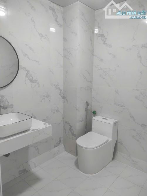BÁN NHÀ ĐẸP NGUYỄN SƠN – PHÂN LÔ HÀNG KHÔNG – GARA Ô TÔ - 83M2 CHỈ 18 TỶ - 5