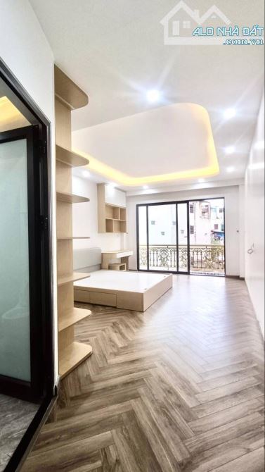 Bán nhà mặt phố Đền Lừ đường rộng nhà mới 7 tầng thang máy thông sàn kinh doanh DT 45 m2 x