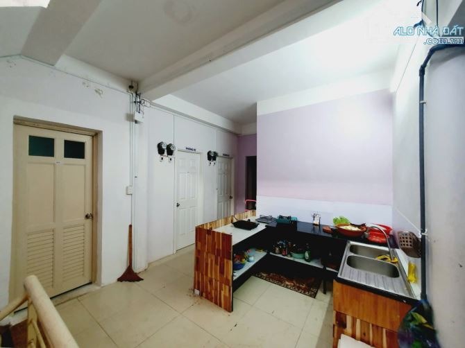 Giảm 2,5 tỷ = 13,5 tỷ. CHDV 15 x 16 = 232m2. Đường số 8 - Hoàng Diệu 2, Thủ Đức - 5