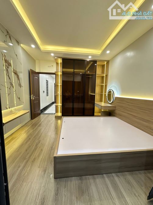 Thịnh Liệt - Hoàng Mai 57m x 5 tầng, mặt tiền 4m, giá 14.6 tỷ thương lượng - 6