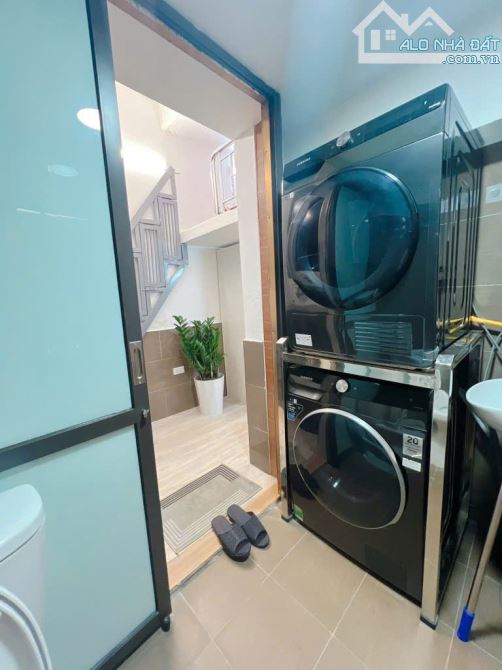 Bán Nhà Phố KD 35m2- Mặt Phố Nguỵ Như Kon Tum- có sổ đỏ- Đường 2 ô tô tránh-Nhỉnh 2 tỷ - 6