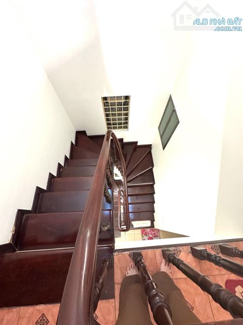 BÁN NHÀ NGÕ 69 BÙI XƯƠNG TRẠCH 40m2 4 TẦNG MT 4m GIÁ 8.8 TỶ, NHÀ DÂN XÂY CÁCH PHỐ Ô TÔ 20m - 6