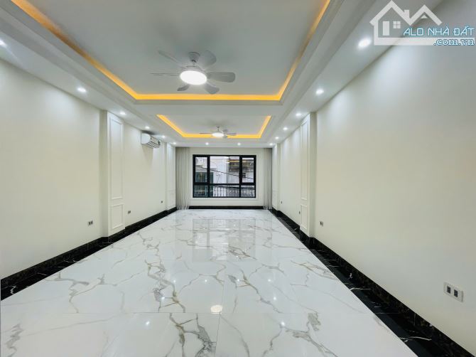 Siêu hiếm! Căn nhà 40m2 xây 5 tầng vuông vắn, gần Hồ Tây, trung tâm phố Võng Thị, Tây Hồ. - 6
