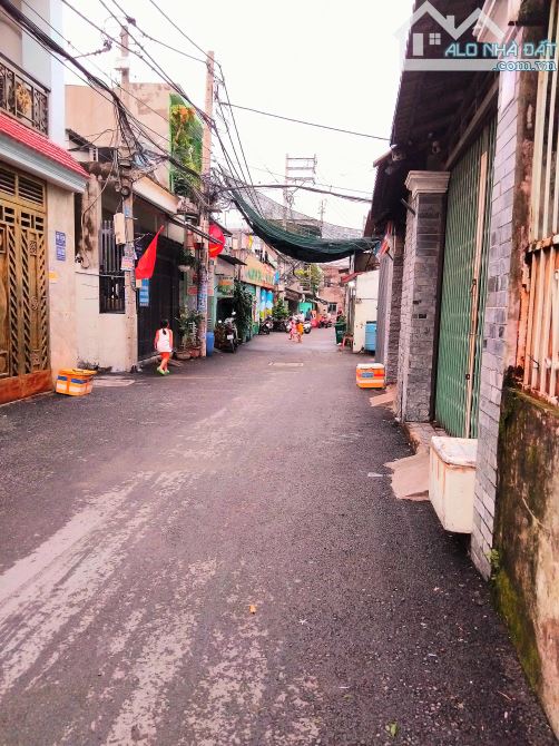 TRẦN THỊ HÈ HIỆP THÀNH _ ĐƯỜNG NHỰA 6M THÔNG 💚💛❤️ SHR SỔ VUÔNG A4 _ PHÍA SAO HIỆP THÀNH - 6