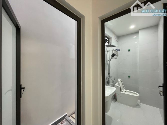 Nhà 4 tầng độc lập khu phân lô Ngô Gia Tự ngã 3 Văn Cao - 75m2 - Tây TT -8,5 tỷ thoả thuận - 6